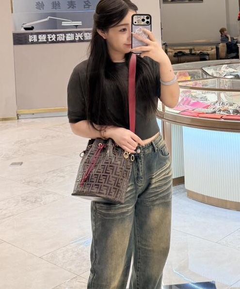 1040g3r0321ltdn1jno205n7n09d40d9a24aolf8!nd_dft_wlteh_jpg_3